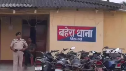 डोभी: आम खिलाने के बहाने 6 वर्षीय बच्ची से 40 साल के पड़ोसी ने किया दुष्कर्म, बहेरा थाना क्षेत्र से आरोपी गिरफ्तार