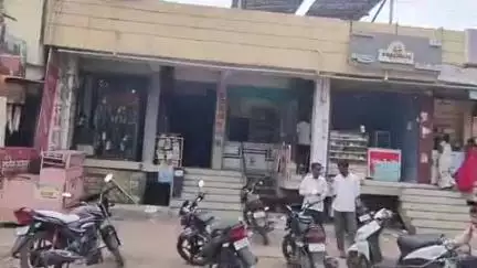 सेलू: क्रांती चौकातील ग्राहक सेवा केंद्र फोडले,रोख रक्कम बँकेची कागदपत्रे लंपास