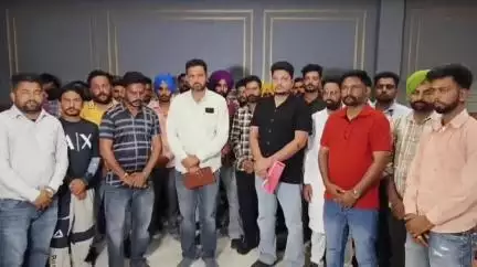 ਫਰੀਦਕੋਟ: ਸ਼ਾਹੀ ਹਵੇਲੀ ਵਿਖੇ ਪਾਵਰਕਾਮ ਮੀਟਰ ਰੀਡਰ ਯੂਨੀਅਨ ਨੇ ਸੂਬਾ ਪੱਧਰੀ ਮੀਟਿੰਗ ਕਰਕੇ ਸਰਕਾਰ ਪ੍ਰਤੀ ਜਤਾਇਆ ਰੋਸ ਸੇਵਾਵਾਂ ਪੱਕੀਆਂ ਕਰਨ ਦੀ ਕੀਤੀ ਮੰਗ