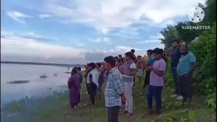 মাথাভাঙা ১: মাথাভাঙ্গা হাজরাহাট পূর্ব বালাশি এলাকায় মানসাই নদীতে মাছ ধরতে গিয়ে তলিয়ে গেল দুই ছাত্র