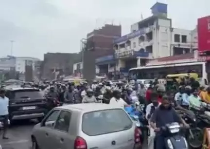 गोलमुरी-सह-जुगसलाई: बारिश रुकते ही मानगो पुल पर जाम लगा, लोगों को हुईं परेशानियां