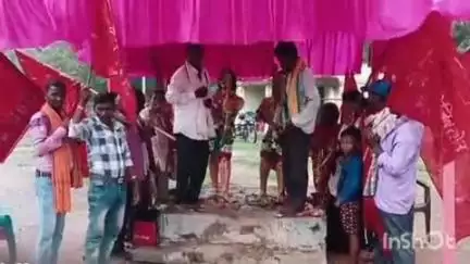 नाला: भंडारबेड़ा मोड़ पर भाकपा माले ने मनाया 170वां हूल दिवस, कई मांगों को लेकर नारेबाजी की