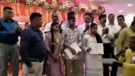 मेदिनीनगर (डालटनगंज): रजवाडीह में अखिल भारतीय कानू महासंघ ने शिक्षा सम्मान समारोह का आयोजन किया