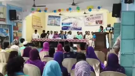 বহরমপুর: জেলা থেকে বাল্যবিবাহকে নির্মূল করতে হরিহরপাড়া উচ্চ বিদ্যালয়ে আলোচনা সভার আয়োজন
