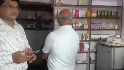 जबलपुर: रांझी रिछाई में क्लिनिक की आड़ में धर्मांतरण कराने का आरोप, फर्जी डॉक्टर के खिलाफ मामला दर्ज