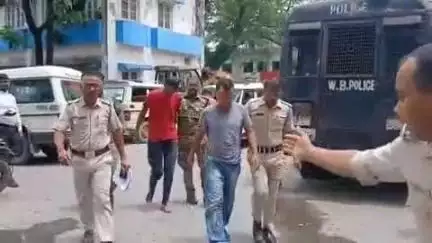 আলিপুরদুয়ার ১: আলিপুরদুয়ার জংশনে গাঁজা পাচারের সঙ্গে যুক্ত 2 সিভিক ভলান্টিয়র ও 1 হোমগার্ডকে 2 দিনের হেপাজতে নিল পুলিশ