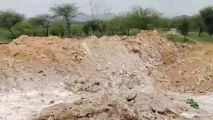 नीम का थाना: नीमकाथाना में अवैध खनन के खिलाफ कार्रवाई करते हुए सदर पुलिस ने 3 कम्प्रैसर मशीन और 197 विस्फोट सामग्री की की ज़ब्ती
