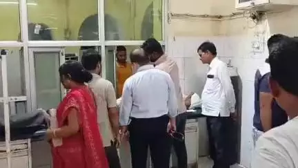 मिश्रिख: राजा डीह के पास सड़क पर तेज रफ्तार कार ने बाइक को मारी जोरदार टक्कर, एक व्यक्ति गंभीर रूप से घायल