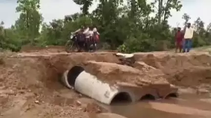 तरहसी: गोइंदी में छह माह पहले विधायक कोटे से बनी पुलिया पहली बरसात में बही, 10 गांव का संपर्क कटा#jansamasya