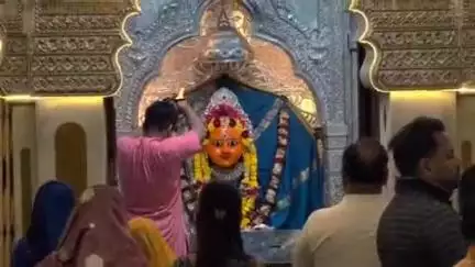 खंडवा नगर: खंडवा: भवानी माता मंदिर में माता भवानी की महाआरती की गई