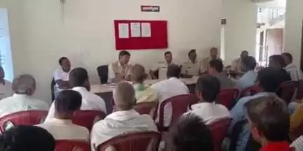 चिनिया: चिनियां में मोहर्रम को लेकर शांति समिति की बैठक, पुलिस ने दी सख्त चेतावनी
