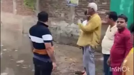 एत्मादपुर: गांव नगला बिहारी जाने वाले मुख्य मार्ग पर भरा पानी, विधायक ने मौके पर पहुंचकर समस्या का लिया जायजा