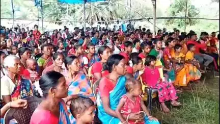 কাশীপুর: রাঙ্গুনীগোড়া গ্রামে BJP-র হুল দিবস অনুষ্ঠানে পুরুলিয়ার MP জ্যোতির্ময় সিং মাহাত,তৃণমূল দলকে আদিবাসী বিরোধী দল বলে কটাক্ষ