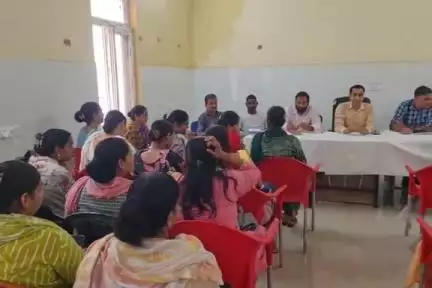 सहावर: सहावर स्वास्थ्य केंद्र पर ANM के साथ बैठक का आयोजन हुआ
