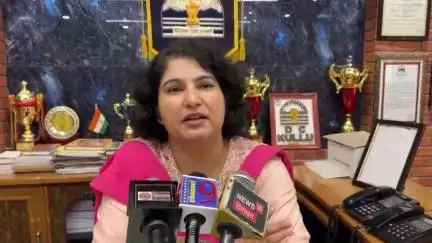 भुंतर: डीसी तोरुल एस रवीश ने सभी स्थानीय लोगों और पर्यटकों से की नदी-नालों से दूर रहने की अपील