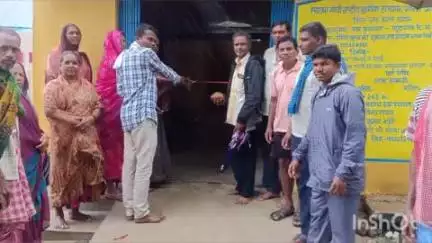 दुर्गुकोंदल: ग्राम पंचायत खुटगांव में नवनिर्मित पीडीएस गोदाम का शुभारंभ किया गया