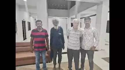 બાવળા: આઠ માસથી લાપતા અસ્થિર મગજના પુરૂષનું પરિવાર સાથે મિલન કરાવતી ધોળકા રૂરલ પોલીસ