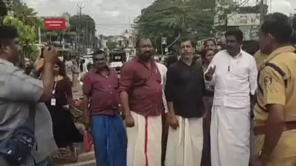പുനലൂർ: പുനലൂർ ഡിപ്പോയ്ക്ക് മുന്നിൽ വീണ്ടും അപകടം, കാൽനട യാത്രക്കാരിയുടെ കാലിലൂടെ KSRTC ബസ് കയറിയിറങ്ങി