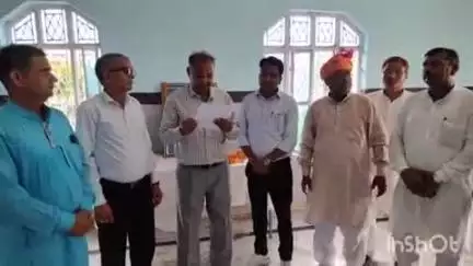 बाड़ी: योगेश पालीवाल बने राजस्थान अंबेडकर शिक्षक संघ के जिला अध्यक्ष, लक्ष्मीनारायण मीणा को जिला महामंत्री की दी जिम्मेदारी