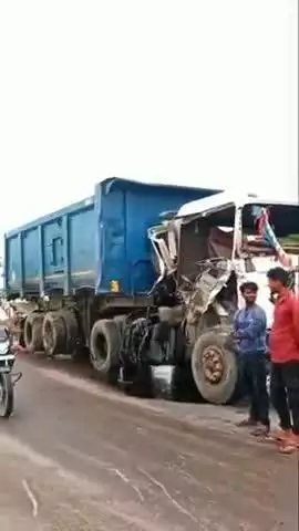 बारा: सेहुंडा गांव के पास रोडवेज बस और डंपर की टक्कर, दर्जनभर यात्री घायल, चार की हालत गंभीर, इलाज जारी