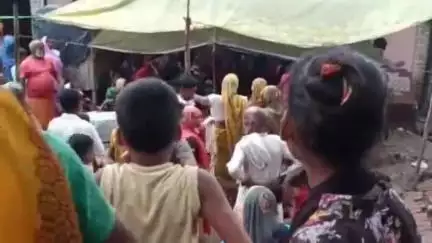 बिलग्राम: म्योढ़ा गांव के युवक ने गुजरात में कमरे के अंदर फांसी लगाकर की आत्महत्या, गांव पहुंचा शव