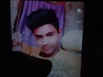 Ladke ka name Sanjay Verma  hai jis, kisi, ko Yeh ladka dikhe wo9889717719 is number pe call karne ki Kripa kare?