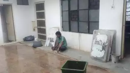 सतवास: सतवास के जतरा मैदान में पानी की टंकी पर नशे में चढ़ा मुकेश पलासिया