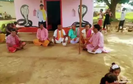 देवीपुर: गमहरडीहा गांव में दुबे बाबा की वार्षिक पूजा धूमधाम से मनाई गई