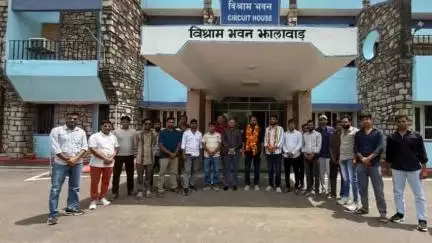 झालरापाटन: झालावाड़ युवा कांग्रेस और IYC ऐप से संबंधित जानकारियों को लेकर सर्किट हाउस में मासिक समीक्षा बैठक आयोजित की गई
