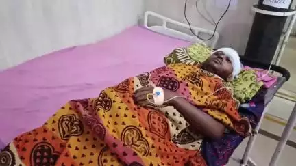 जशपुर: झारखंड के बरवाडीह के जरडा मोड़ पर तेज रफ्तार ऑटो पलटा, 18 वर्षीय युवक नवल गिरी गंभीर रूप से घायल