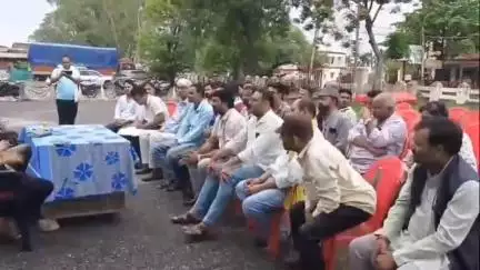 अमानगंज: मोहर्रम पर्व को लेकर अमानगंज थाना परिसर में शांति समिति की बैठक संपन्न