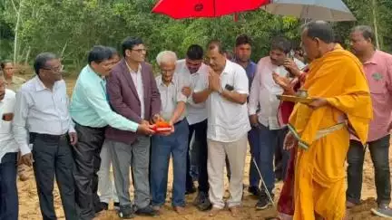 ନୟାଗଡ: ଟିକିରିପଡ଼ା ଗ୍ରାମ ବାଲୁଙ୍କେଶ୍ୱର ଦେବ ଆଞ୍ଚଳିକ ଡିଗ୍ରୀ କଲେଜ ମୁଖ୍ୟ ଫାଟକର ଭିତ୍ତିପ୍ରସ୍ତର ସ୍ଥାପନ କାର୍ଯ୍ୟକ୍ରମ ଅନୁଷ୍ଠିତ
