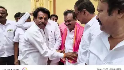 ஓசூர்: TVSநகர் உட்பட 10 இடங்களில் 1 கோடி ரூபாய் மதிப்பீட்டில் ஆர்ஓ மையம் அமைக்கும் பணியை துவக்கி வைத்த M.P
