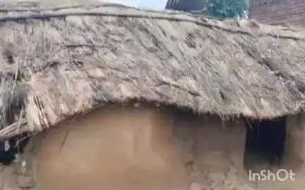 बेहट: मगनपुरा जानीपुर में बारिश के कारण गिरे गरीबों के 2 आशियाने