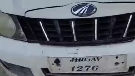 बैरगनियां: पताही गांव के राम जानकी मंदिर के पास पुलिस की कार्रवाई, चार पहिया वाहन से 930 बोतल शराब बरामद