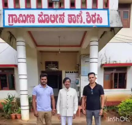ಶಿರಸಿ: ಗ್ರಾಮೀಣ ಠಾಣೆ ಪೊಲೀಸರಿಂದ  ನ್ಯಾಯಾಲಯಕ್ಕೆ ಹಾಜಾರಾಗದೇ  30 ವರ್ಷಗಳಿಂದ ತಲೆರೆಸಿಕೊಂಡ ಆರೋಪಿಯ ಬಂಧನ