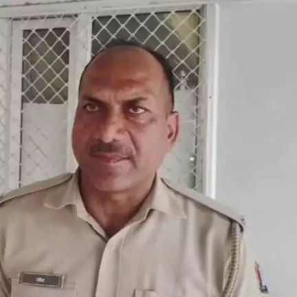 थानागाजी: थानागाजी कस्बे की चीमा की ढाणी में 11000 केवी करंट की चपेट में आने से एक युवक की हुई दर्दनाक मौत