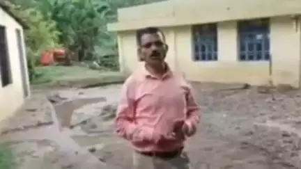 झंडूता: घुमारवीं उपमंडल के अंतर्गत कुहमझबाड़ स्कूल में भारी बारिश ने जमकर कहर बरपाया