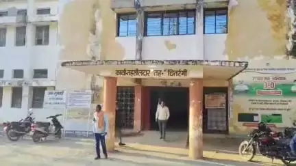 चितरंगी: शिक्षक संघ ने ई-अटेंडेंस स्थगित करने की मांग की, ब्लॉक अध्यक्ष के नेतृत्व में तहसीलदार चितरंगी को ज्ञापन सौंपा