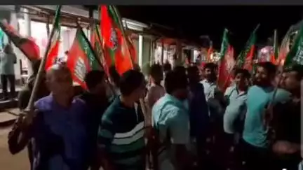 উদয়পুর: উত্তর তুলামুড়া গ্রাম পঞ্চায়েতের গ্রামসভায় আক্রমনকারী CPIM দলকে ধিক্কার জানিয়ে এক বিক্ষোভ মিছিল অনুষ্ঠিত হয়
