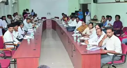 కర్నూలు: కర్నూలు ప్ర‌భుత్వాసుప‌త్రిలో స‌మ‌స్య‌ల‌న్నీ త్వ‌రగా ప‌రిష్క‌రించాలి:రాష్ట్ర మంత్రి టి.జి భ‌ర‌త్