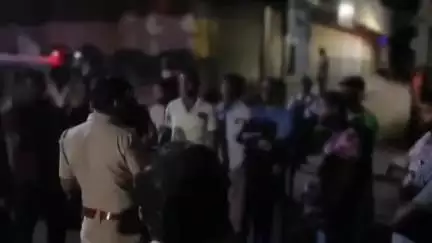 திருச்செந்தூர்: ஆத்தூர் மெயின் சாலையில் எஸ்டிபிஐ சார்பில் நடத்த இருந்த சாலை மறியல் தற்காலிக ஒத்திவைப்பு