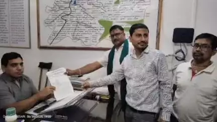 पखांजूर: परलकोट कृषि आदान विक्रेता संघ ने खाद मूल्य वृद्धि और जबरन लदान पर कलेक्टर के नाम एसडीएम पखांजूर को सौंपा ज्ञापन