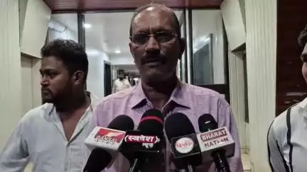 दुर्ग: सेक्टर 3 के पार्षद सुरेश वर्मा के साथ रविवार रात को दो युवकों ने की मारपीट, पार्षद ने दी जानकारी