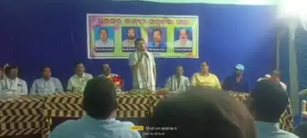 ମୋହନା: ମୋହନା ଗୋଷ୍ଠି ଶିକ୍ଷା ଅଧିକାରୀ କାର୍ଯ୍ୟାଳୟ ରେ 4 ଶିକ୍ଷକଙ୍କୁ ବିଦାୟ କାଳିନ ସମ୍ବୋର୍ଦ୍ଧନା।
