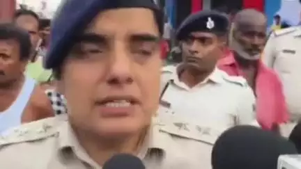 मुशहरी: मिठनपुरा थाना क्षेत्र में सड़क दुर्घटना में एक बच्ची की मौत, विधि व्यवस्था सामान्य: SDPO सीमा देवी ने दी जानकारी