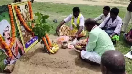 হবিবপুর: হবিবপুর বিধানসভা বিজেপির এসটি মোর্চার পক্ষ থেকে হুল দিবস উদযাপন,কেন্দপুকুর বাদলবাবুর মাঠে বিভিন্ন অনুষ্ঠানের মধ্য দিয়ে