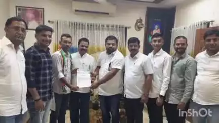 पारोळा: राष्ट्रवादी युवक काँग्रेसच्या पारोळा तालुकाध्यक्षपदी योगेश रोकडे यांची नियुक्ती