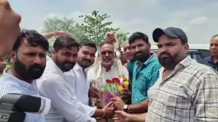 अन्ता: ऊर्जा मंत्री हीरालाल नागर का NH-27 अंता पर बारां जिला धाकड़ युवा संघ ने किया स्वागत