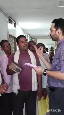 भरतपुर: जिला कलेक्टर कमर चौधरी ने नई पहल के तहत कार्यालय से बाहर निकलकर सुनी लोगों की समस्याएं